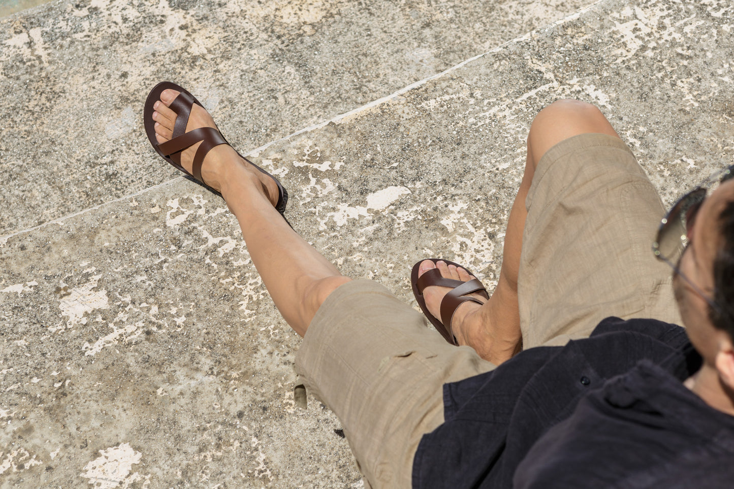 Zeus Greek Leather Sandals – Brown cross-strap toe-loop design
