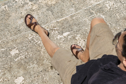 Zeus Greek Leather Sandals – Brown cross-strap toe-loop design
